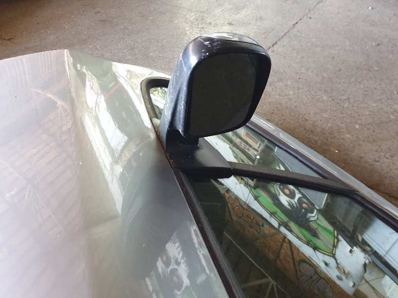 RETROVISOR IZQUIERDO