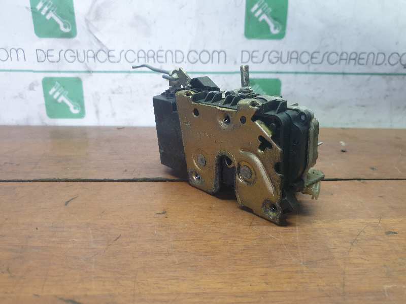 CERRADURA PUERTA DELANTERA DERECHA