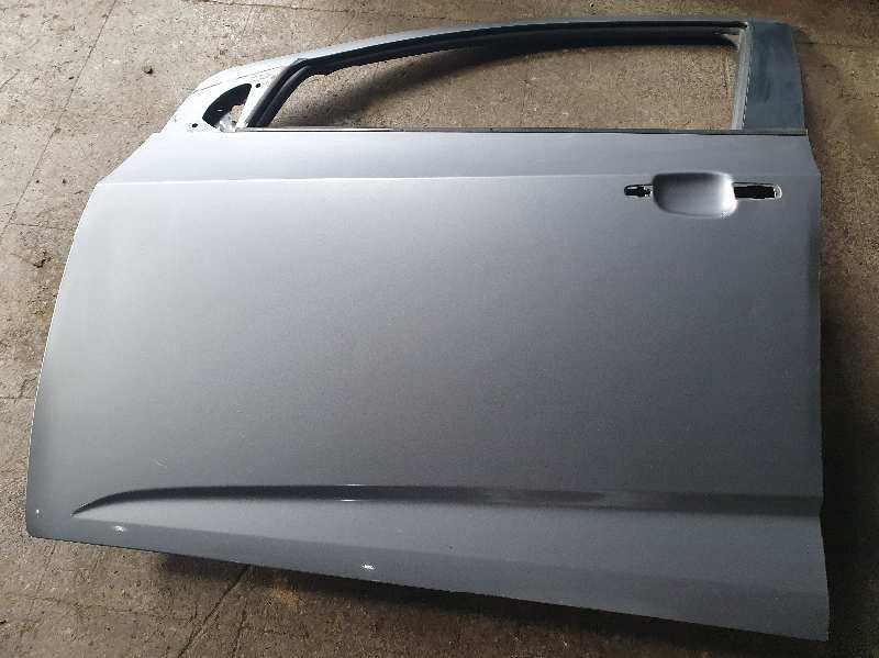 PUERTA DELANTERA IZQUIERDA