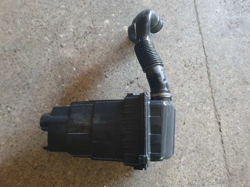 9626000480 FILTRO AIRE PEUGEOT PARTNER (S1)