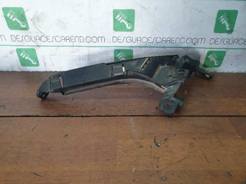 SOPORTE FARO IZQUIERDO HONDA CR-V (RD8)