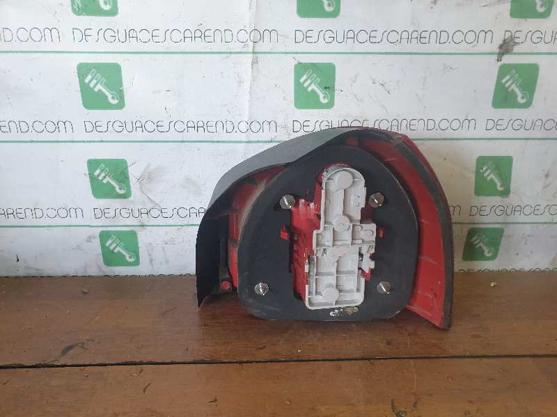 PILOTO TRASERO IZQUIERDO