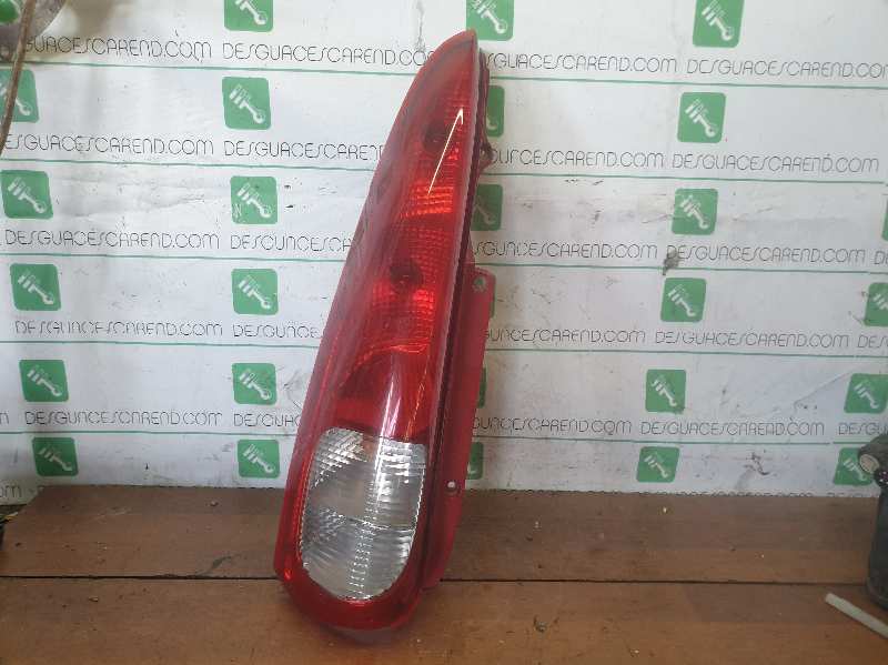 PILOTO TRASERO IZQUIERDO