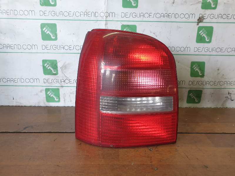 809945095 PILOTO TRASERO IZQUIERDO AUDI A4 AVANT (B5)