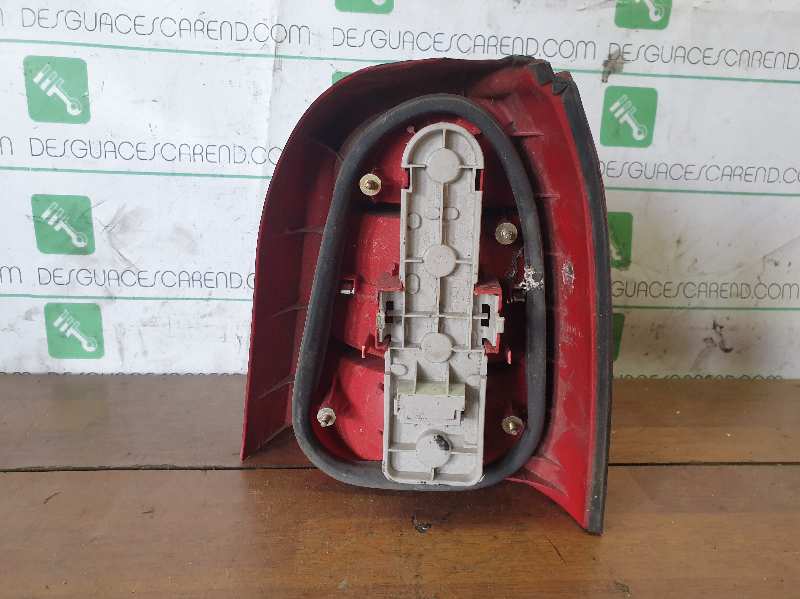 PILOTO TRASERO IZQUIERDO