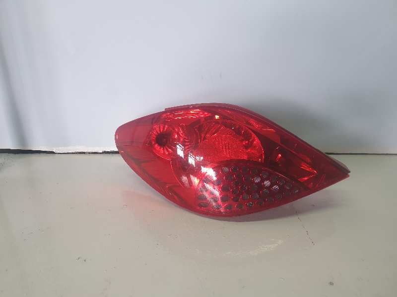 PILOTO TRASERO IZQUIERDO