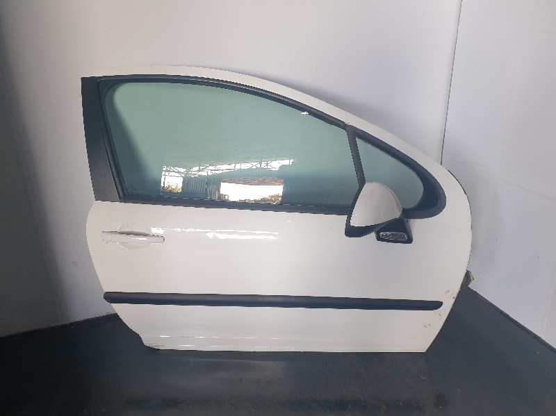 PUERTA DELANTERA DERECHA