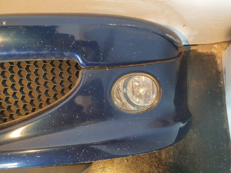 FARO ANTINIEBLA IZQUIERDO