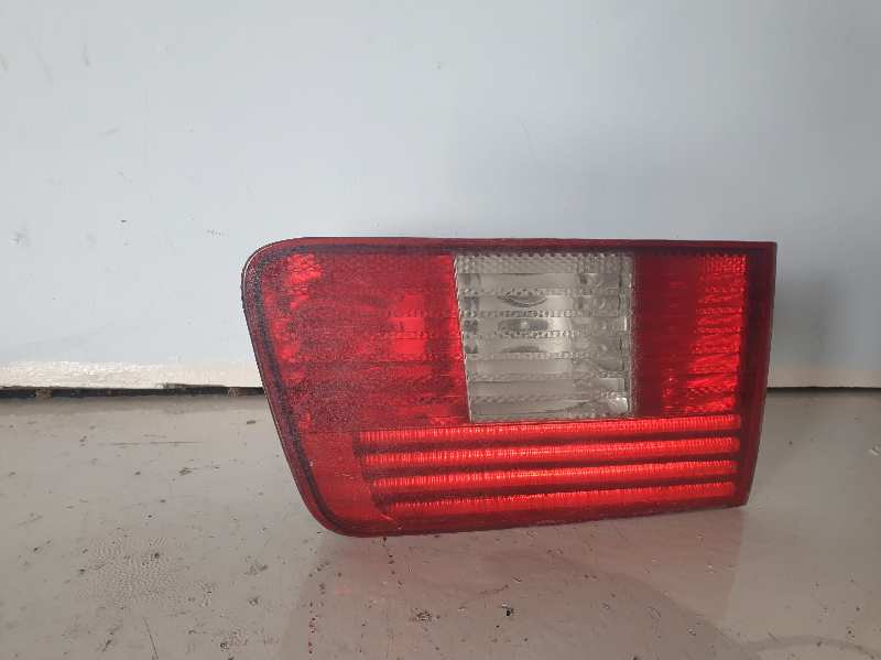 8371325 PILOTO TRASERO IZQUIERDO BMW SERIE 5 TOURING (E39)