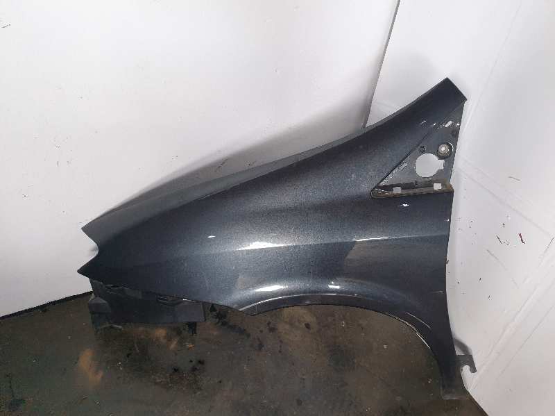 ALETA DELANTERA IZQUIERDA