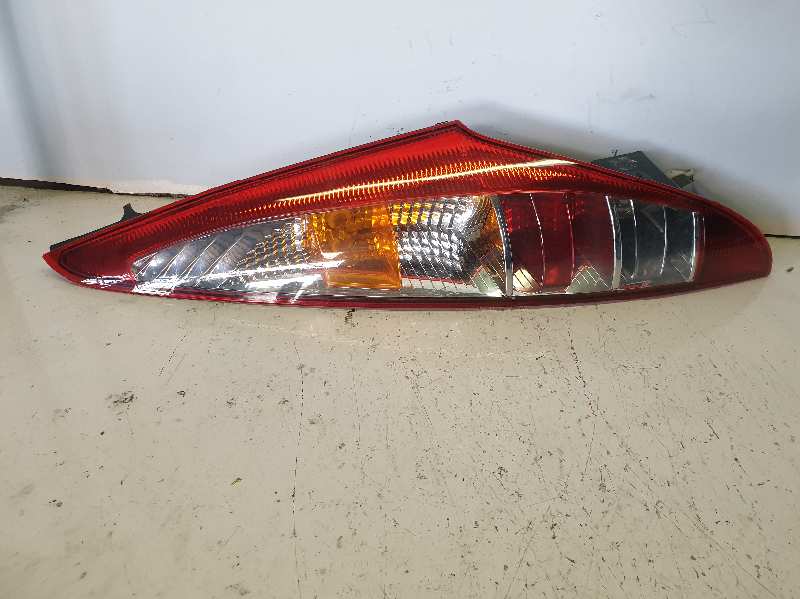 PILOTO TRASERO DERECHO