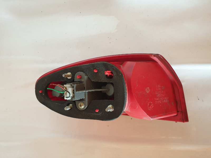 PILOTO TRASERO DERECHO