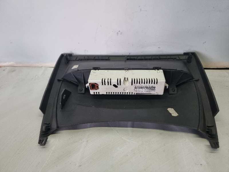 PANTALLA MULTIFUNCION