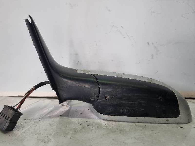 RETROVISOR IZQUIERDO