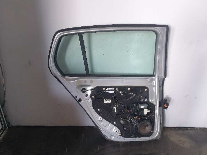 PUERTA TRASERA IZQUIERDA