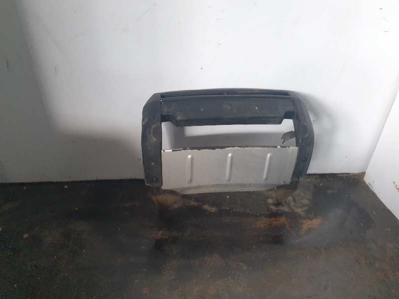 PARAGOLPES DELANTERO