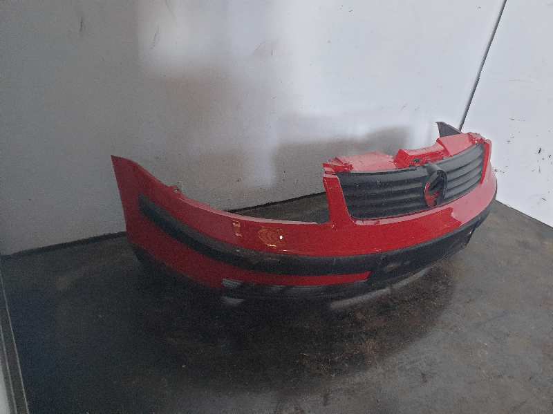 PARAGOLPES DELANTERO VOLKSWAGEN PASSAT VARIANT (3B5)