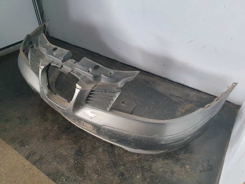 PARAGOLPES DELANTERO