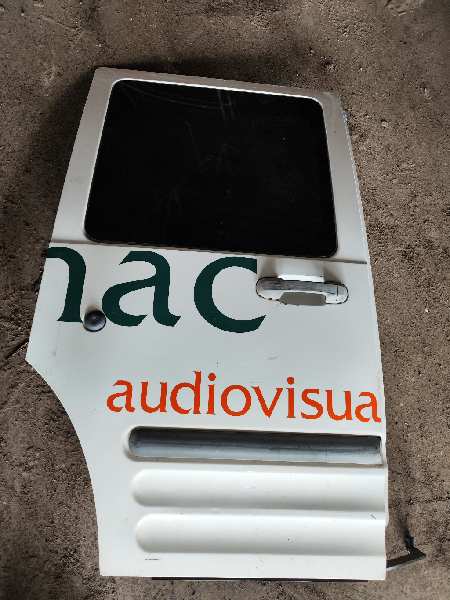 PUERTA LATERAL CORREDERA DERECHA