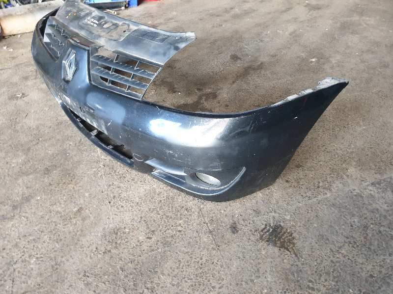 PARAGOLPES DELANTERO