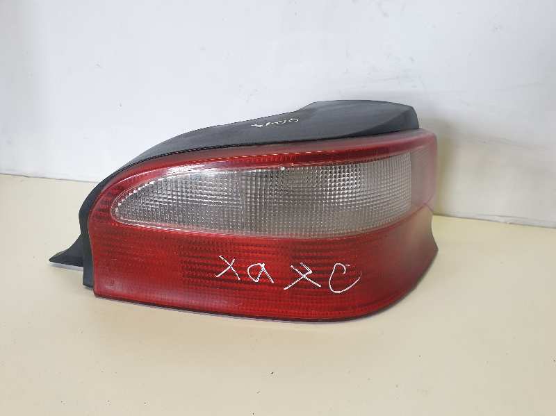PILOTO TRASERO DERECHO CITROEN SAXO
