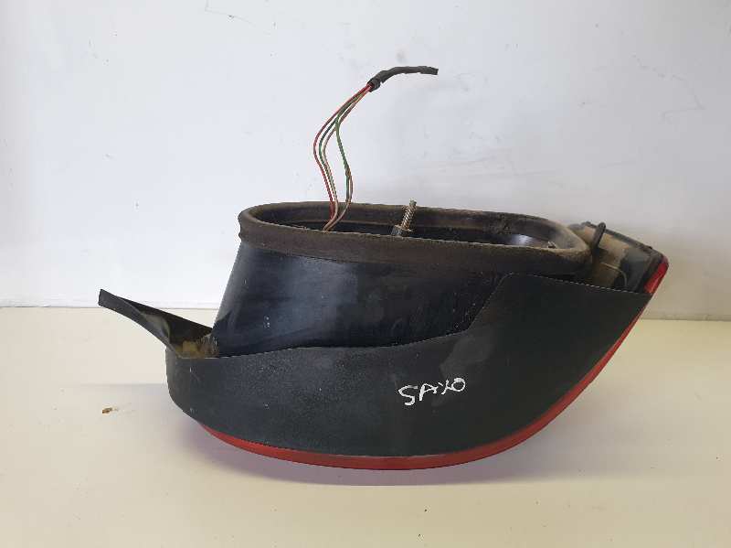 PILOTO TRASERO DERECHO