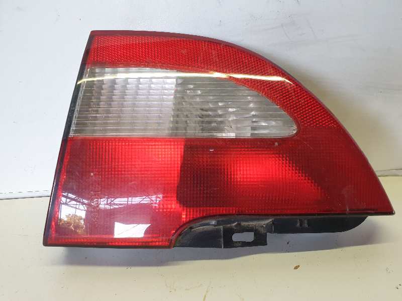 7700428053 PILOTO TRASERO DERECHO RENAULT MEGANE I BERLINA HATCHBACK (BA0)