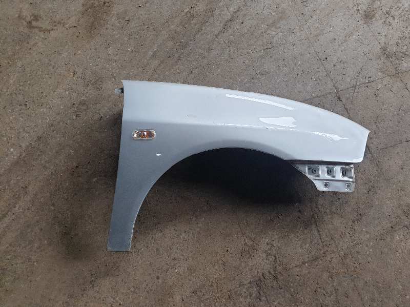 ALETA DELANTERA DERECHA