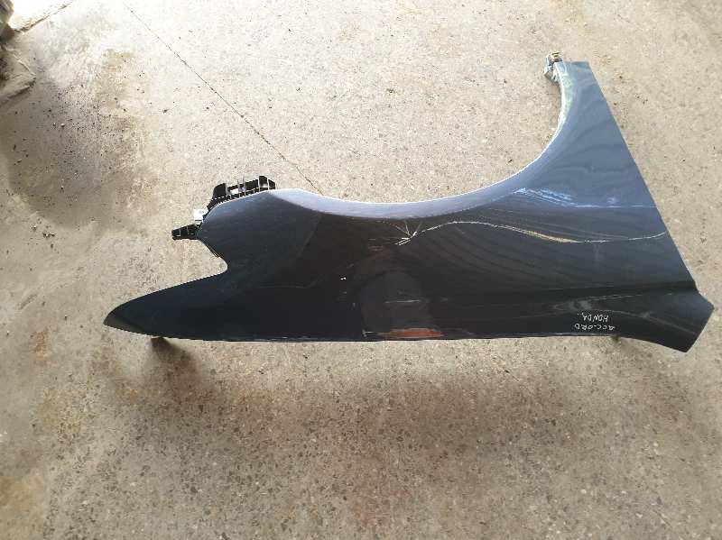 ALETA DELANTERA DERECHA