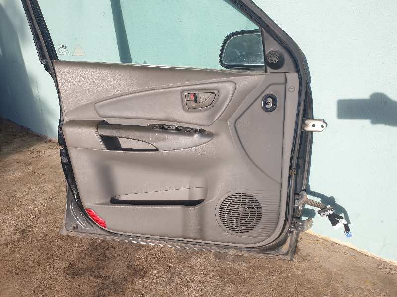 GUARNECIDO PUERTA DELANTERA IZQUIERDA