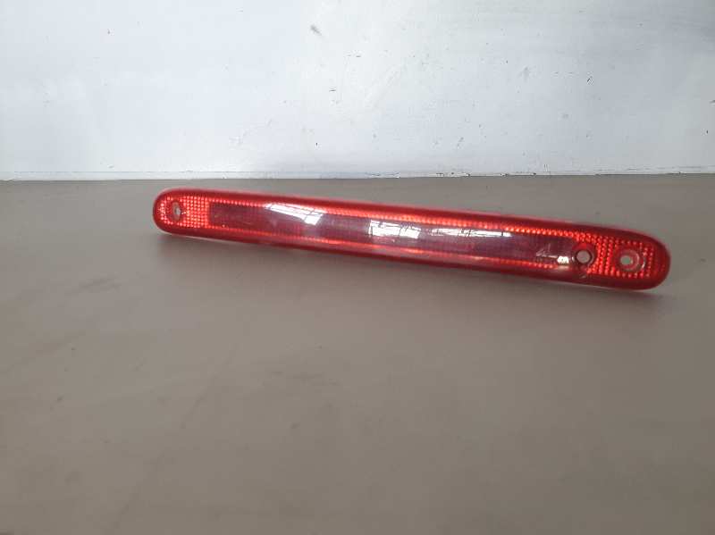 LUZ CENTRAL DE FRENO