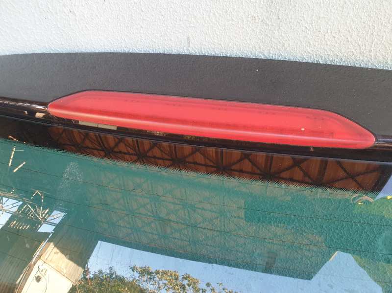 LUZ CENTRAL DE FRENO