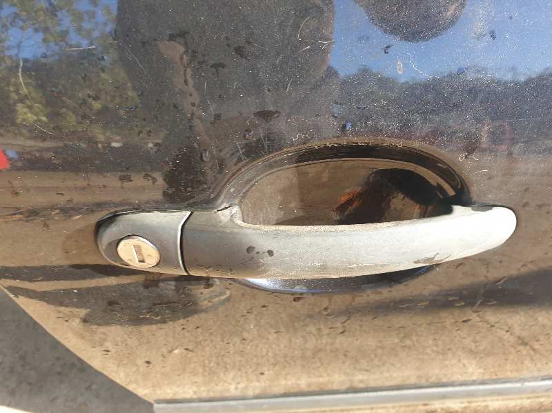 MANETA EXTERIOR DELANTERA DERECHA