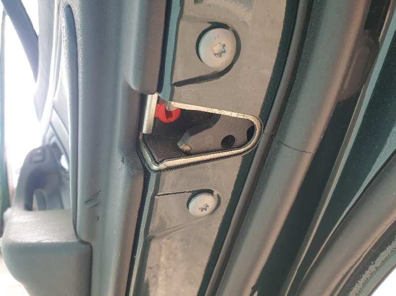 CERRADURA PUERTA TRASERA DERECHA 