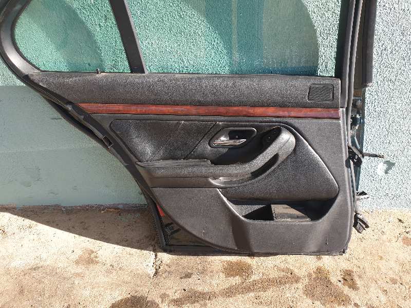 GUARNECIDO PUERTA TRASERA IZQUIERDA