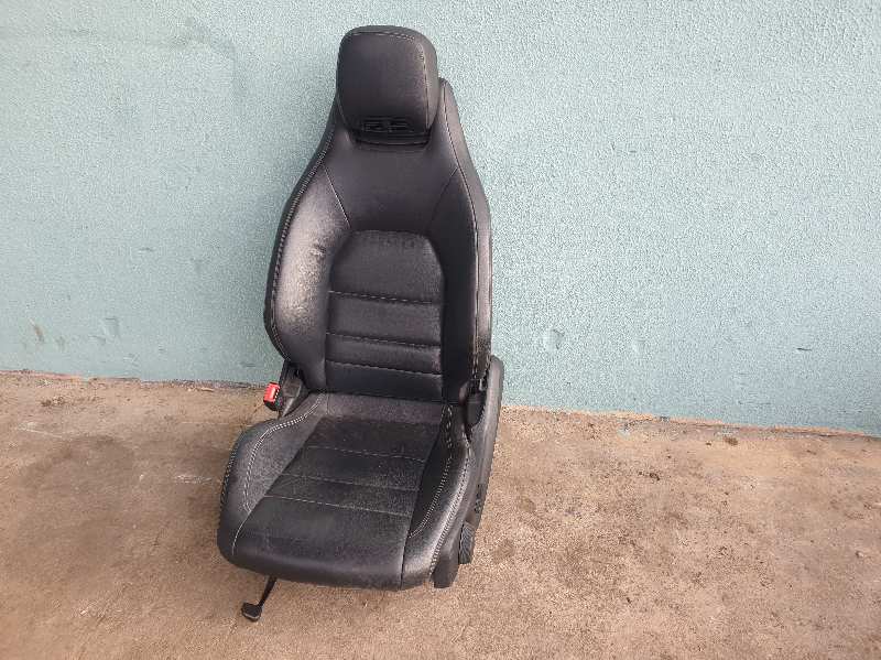ASIENTO DELANTERO IZQUIERDO