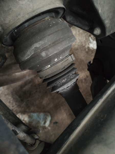 TRANSMISION TRASERA IZQUIERDA