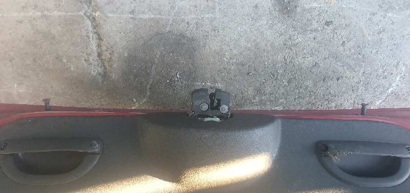 CERRADURA MALETERO - PORTON