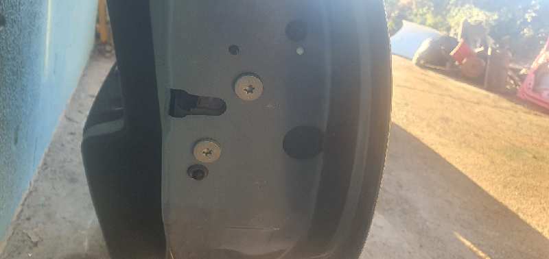 CERRADURA PUERTA TRASERA DERECHA 