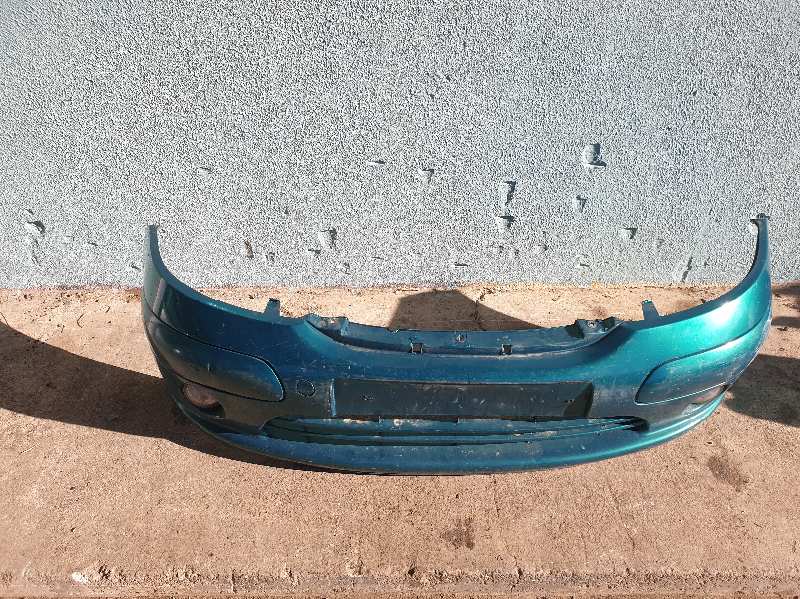 PARAGOLPES DELANTERO