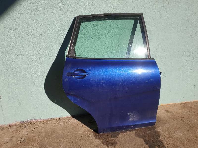 PUERTA TRASERA DERECHA