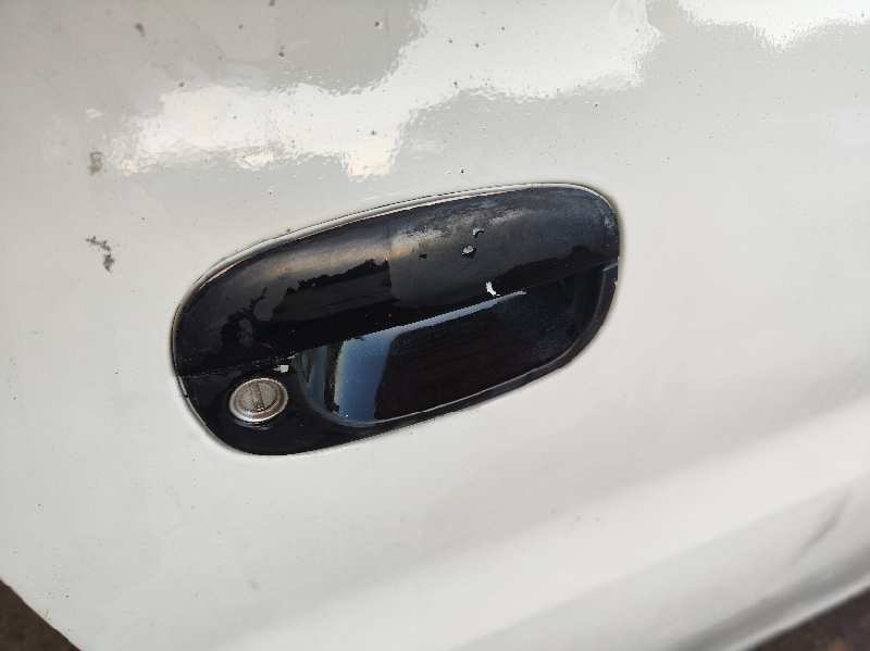 MANETA INTERIOR DELANTERA DERECHA