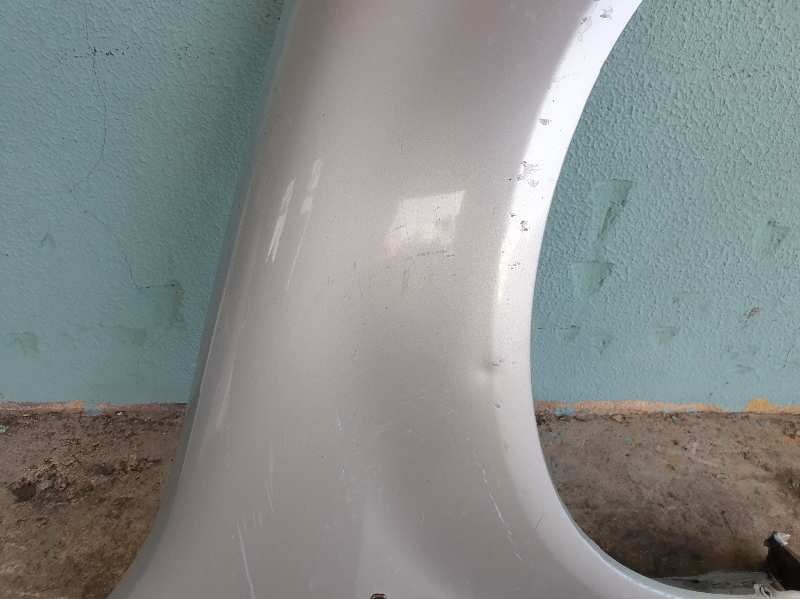 ALETA DELANTERA DERECHA