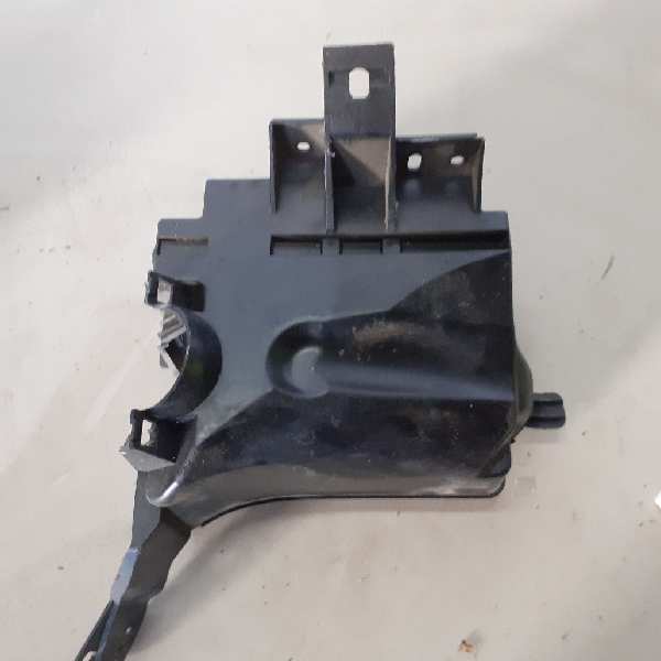 CAJA RELES - FUSIBLES