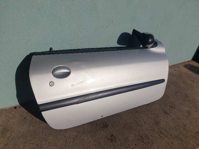 PUERTA DELANTERA DERECHA