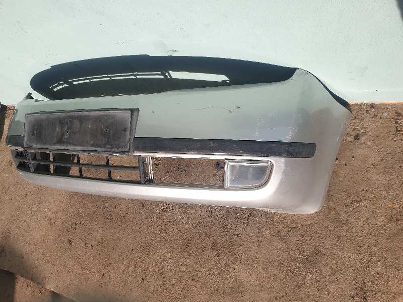 PARAGOLPES DELANTERO