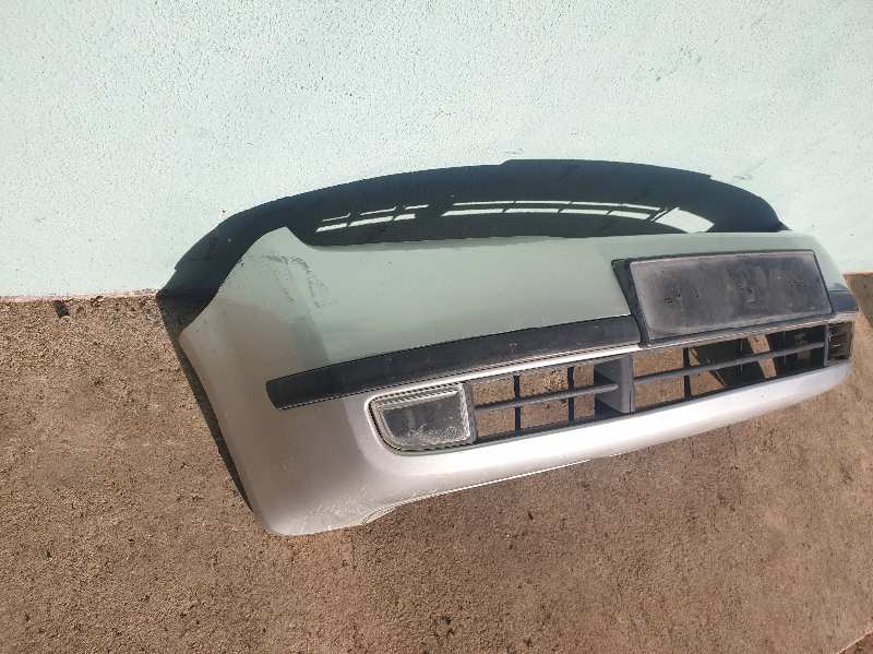 PARAGOLPES DELANTERO