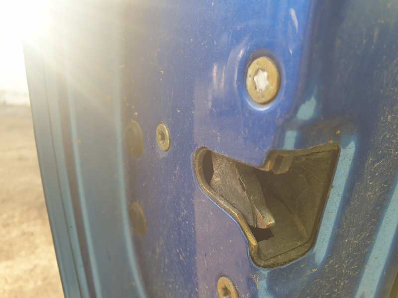 CERRADURA PUERTA DELANTERA IZQUIERDA 