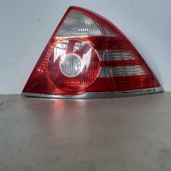 PILOTO TRASERO DERECHO