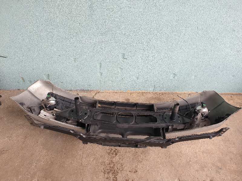 PARAGOLPES DELANTERO